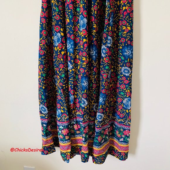 2021 Host Pick - Boho V-neck Maxi Printed Dress - Picture 14 of 15